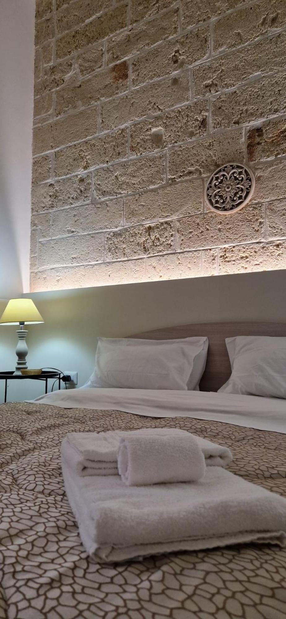 Xenia Boutique Apartment Trepuzzi Esterno foto